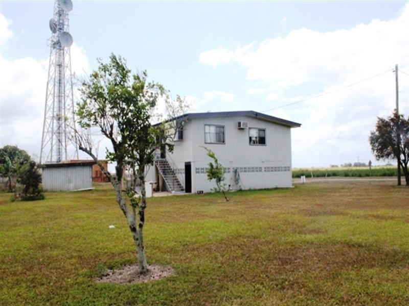 33 – 35 Scott Street, Halifax QLD 4850