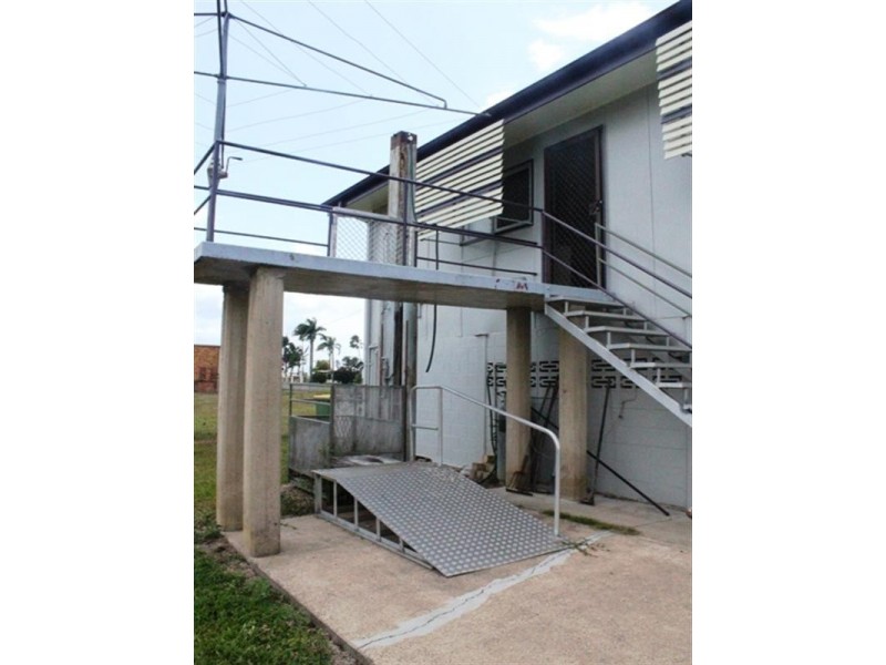 33 – 35 Scott Street, Halifax QLD 4850