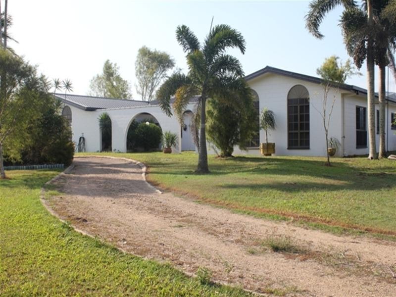 558 Hawkins Creek Road, Hawkins Creek QLD 4850