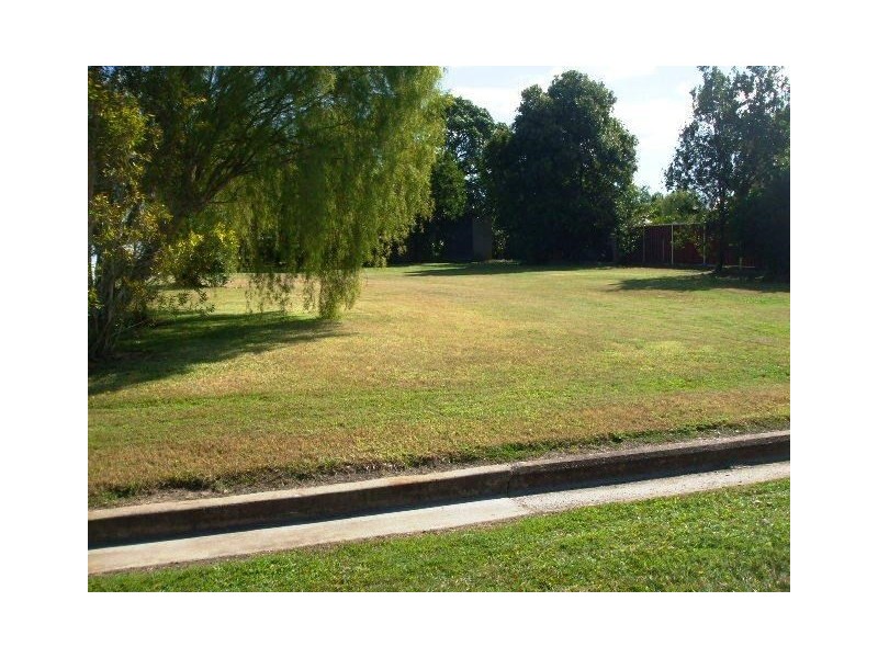 11 McKenzie Street, Ingham QLD 4850