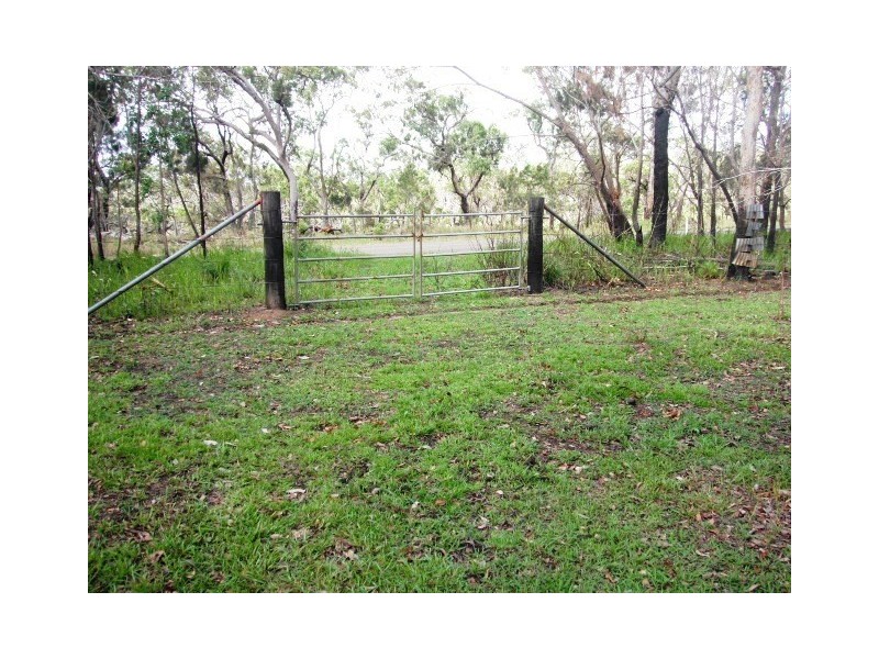 2039 Mount Fox Road, Mount Fox QLD 4850