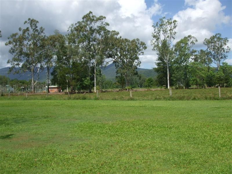 1957 Abergowrie Road, Lannercost QLD 4850