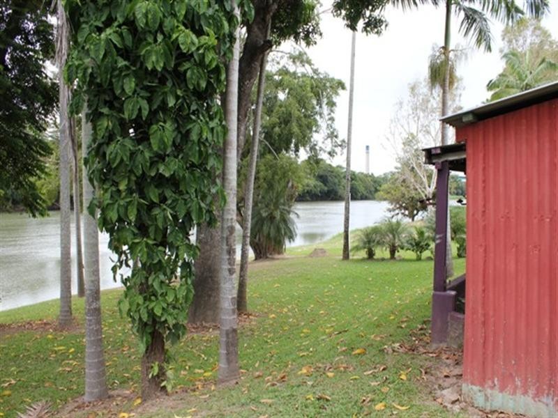 128 Eddleston Drive, Cordelia QLD 4850