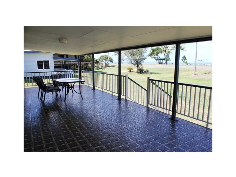 20 Fern Street, Forrest Beach QLD 4850