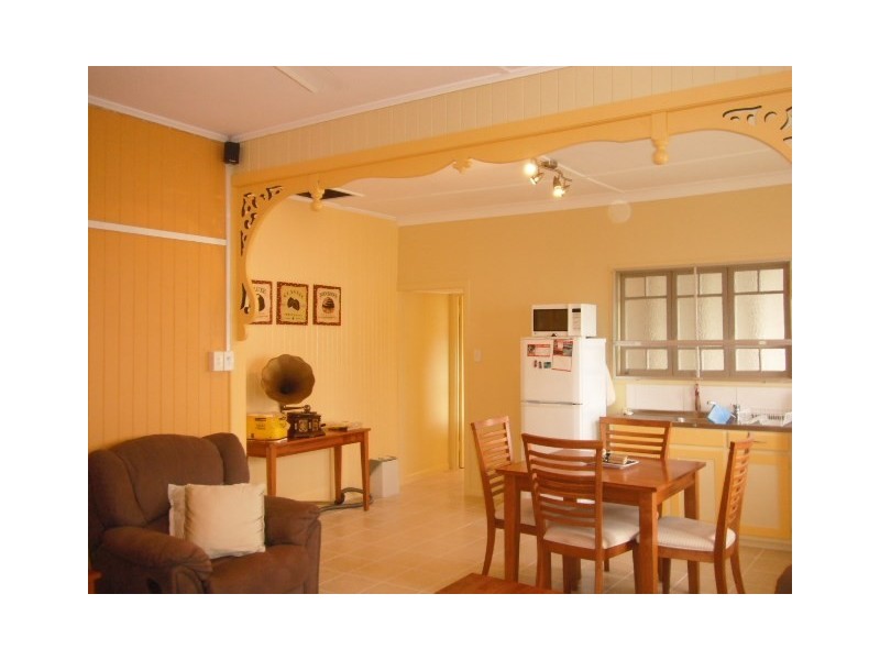 2/10 Abbott Street, Ingham QLD 4850