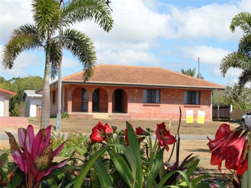 160 Patterson Parade, Lucinda QLD 4850