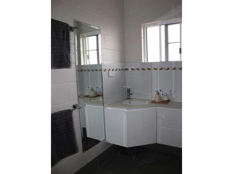 10 Garbutt Street, Ingham QLD 4850