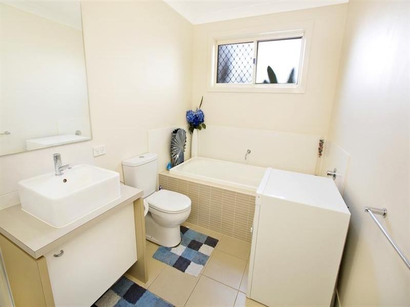 19 Conway Avenue, West Hoxton NSW 2171