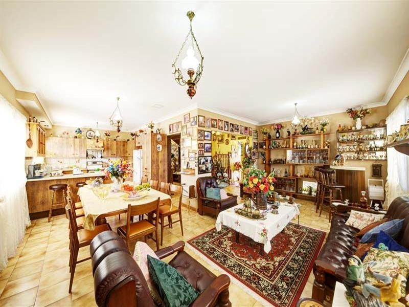 30 Castlereagh Street, Bossley Park NSW 2176