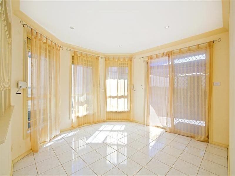 3 Aukane Street, Green Valley NSW 2168