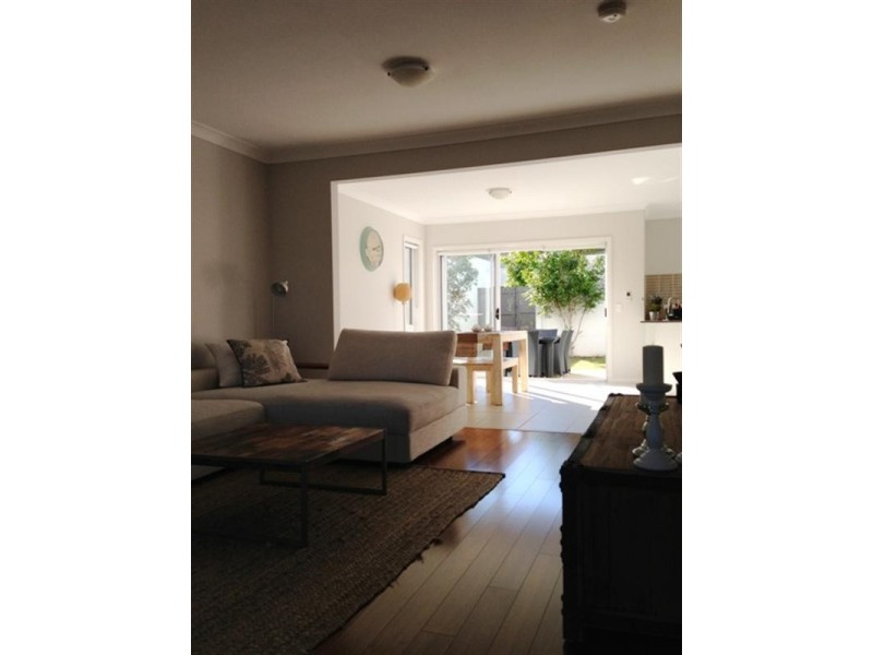 34 Truscott Avenue, Middleton Grange NSW 2171