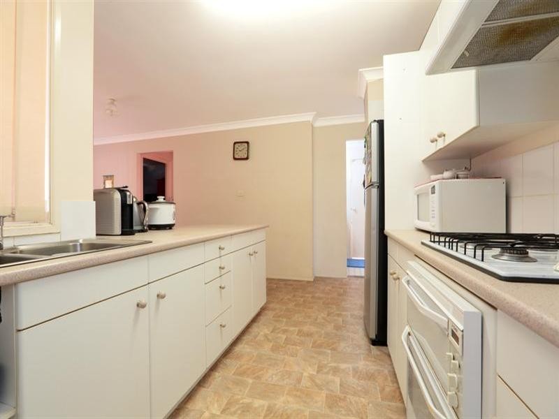 9 Bennison Avenue, Hinchinbrook NSW 2168