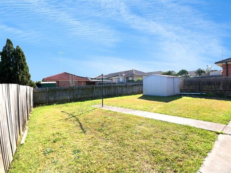 9 Bennison Avenue, Hinchinbrook NSW 2168