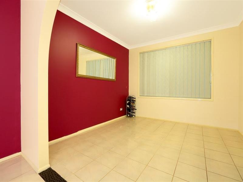 156 Carmichael Drive, West Hoxton NSW 2171