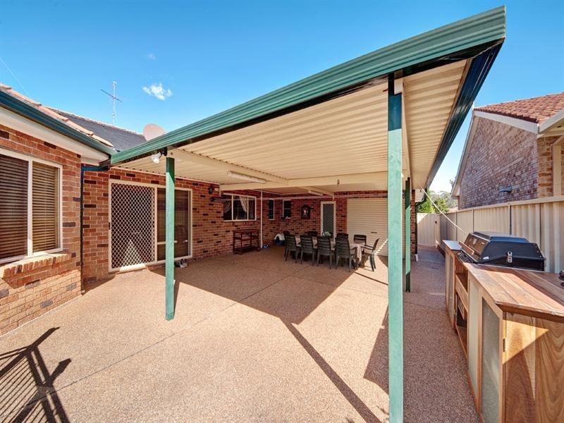 52 Currawong Street, Green Valley NSW 2168