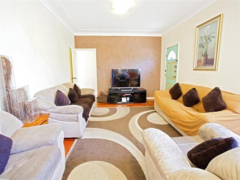 66 Oliphant Street, Mount Pritchard NSW 2170