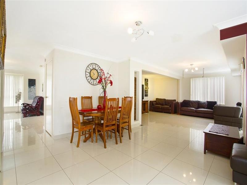 1 Wesley Place, Horningsea Park NSW 2171