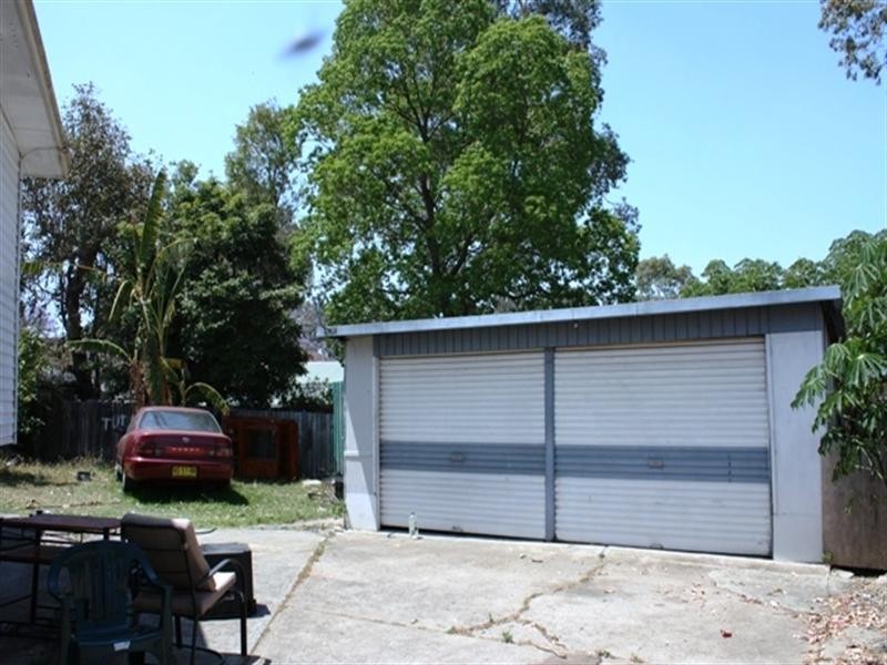 7 Moomin Place, Busby NSW 2168