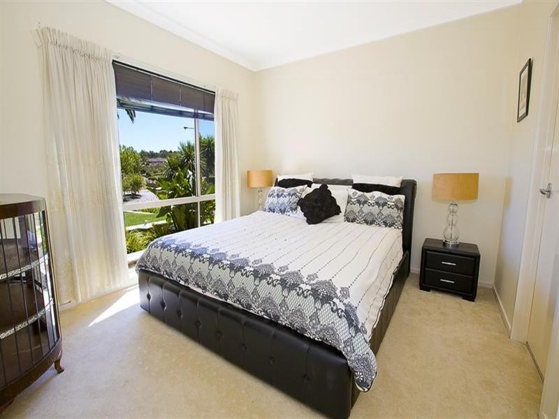 75 Edinburgh Circuit, Cecil Hills NSW 2171