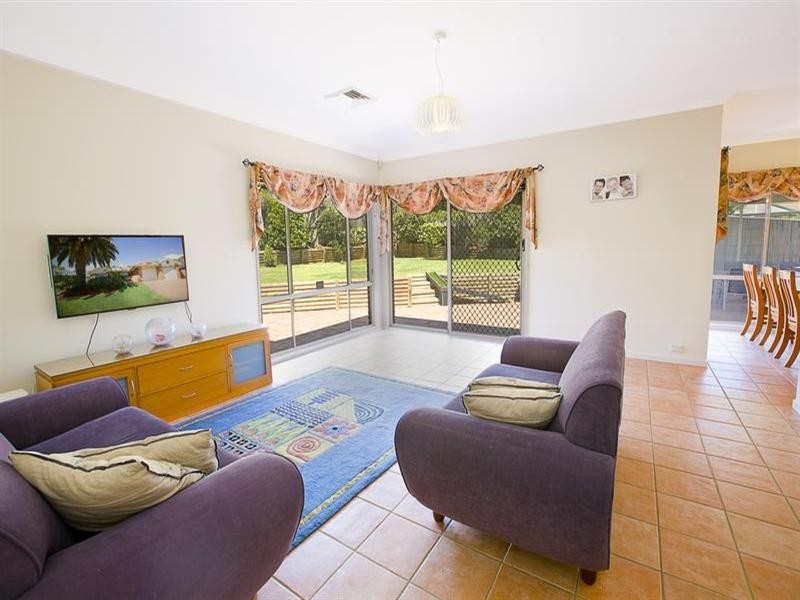 75 Edinburgh Circuit, Cecil Hills NSW 2171