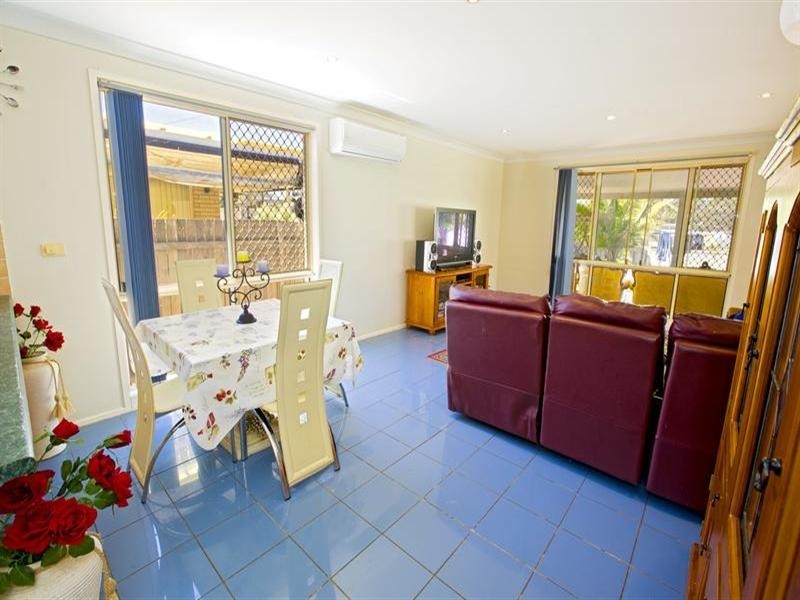 221 Whitford Road, Green Valley NSW 2168