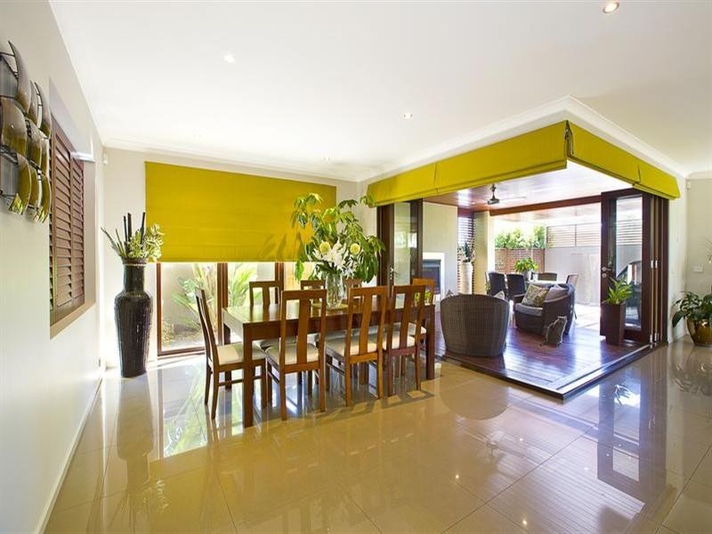 29 Broadbent Avenue, Middleton Grange NSW 2171