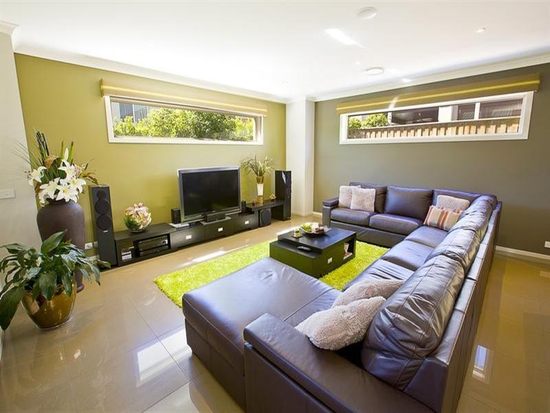 29 Broadbent Avenue, Middleton Grange NSW 2171