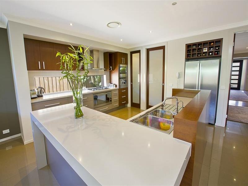 29 Broadbent Avenue, Middleton Grange NSW 2171