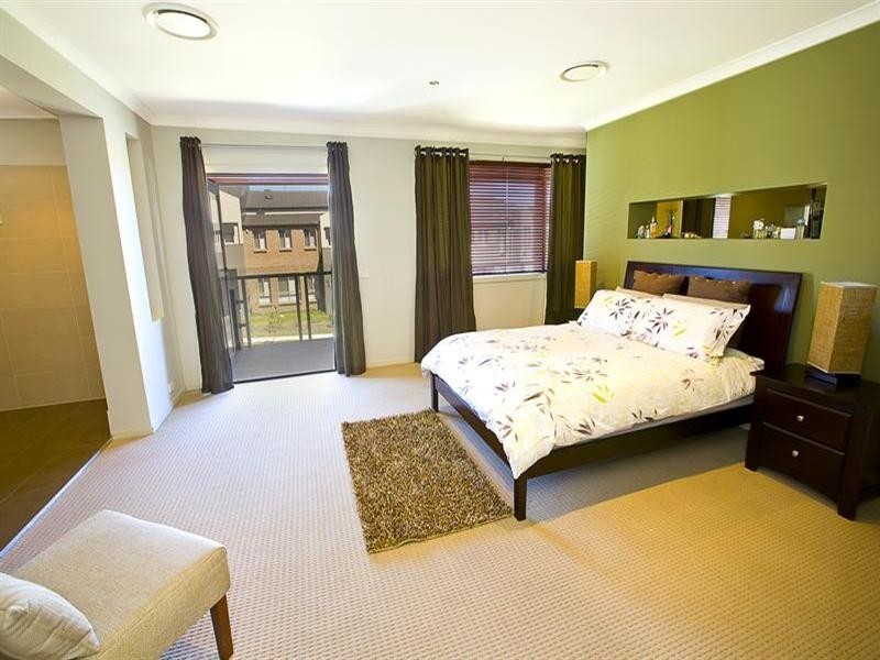 29 Broadbent Avenue, Middleton Grange NSW 2171