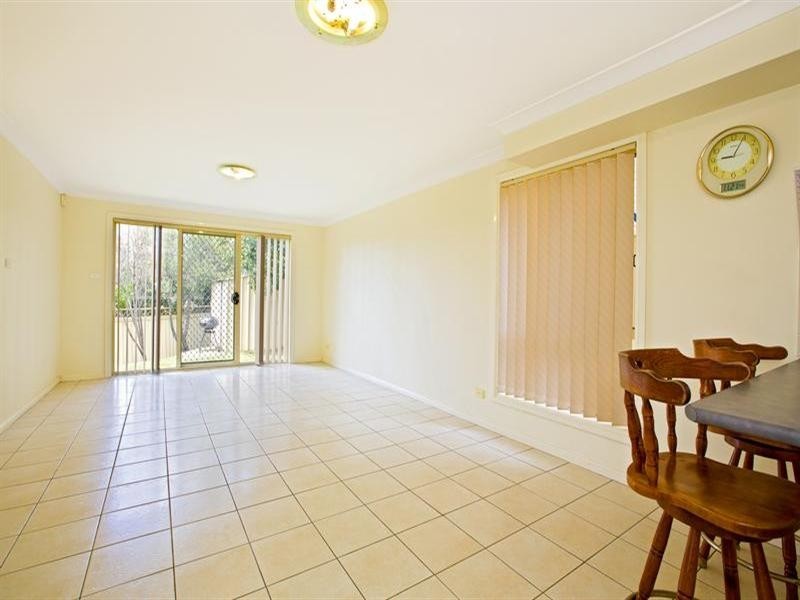 80 Greenway Drive, West Hoxton NSW 2171