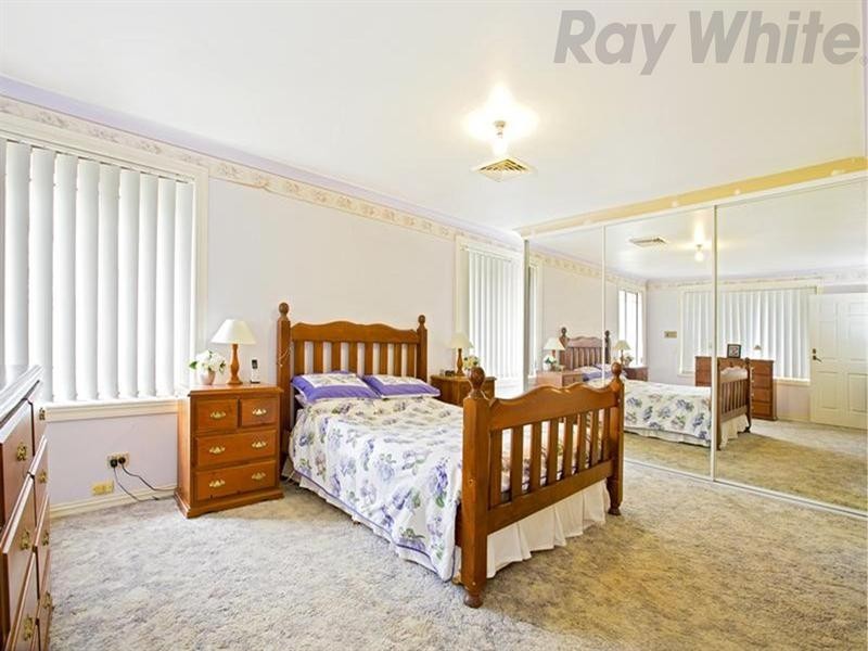6 Thomas Laycock Place, Bringelly NSW 2556