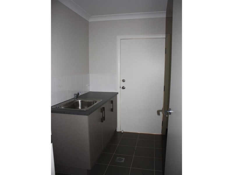 Carnes Hill NSW 2171