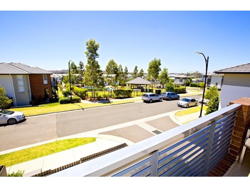 4 Connellan Avenue, Middleton Grange NSW 2171