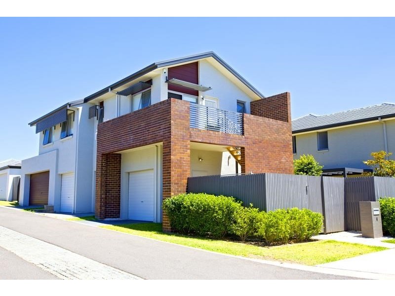 4 Connellan Avenue, Middleton Grange NSW 2171