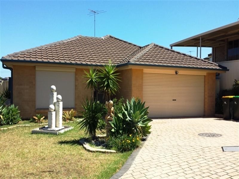 16 Herrick Close, West Hoxton NSW 2171