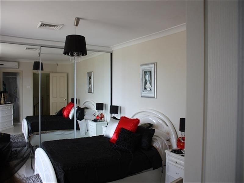 67 Wyattville Drive, West Hoxton NSW 2171