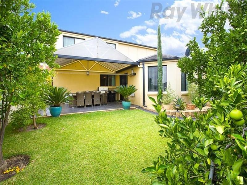 7 Wallis Crescent, Cecil Hills NSW 2171