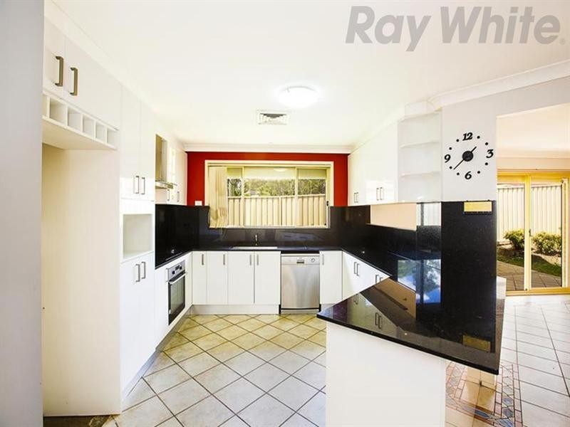 2 Coronation Drive, Green Valley NSW 2168