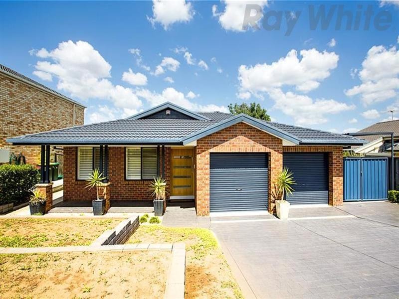 160 Carmichael Drive, West Hoxton NSW 2171