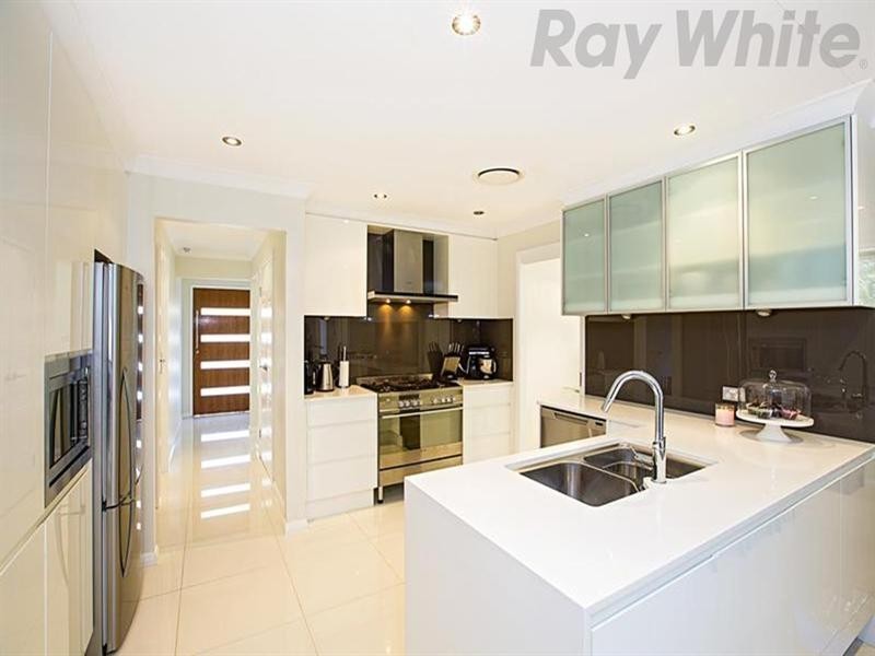 160 Carmichael Drive, West Hoxton NSW 2171