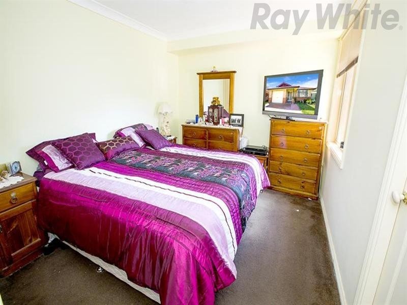 50 Wollomombi Way, Hoxton Park NSW 2171