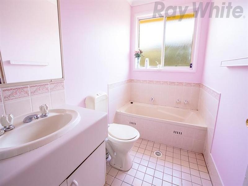 50 Wollomombi Way, Hoxton Park NSW 2171