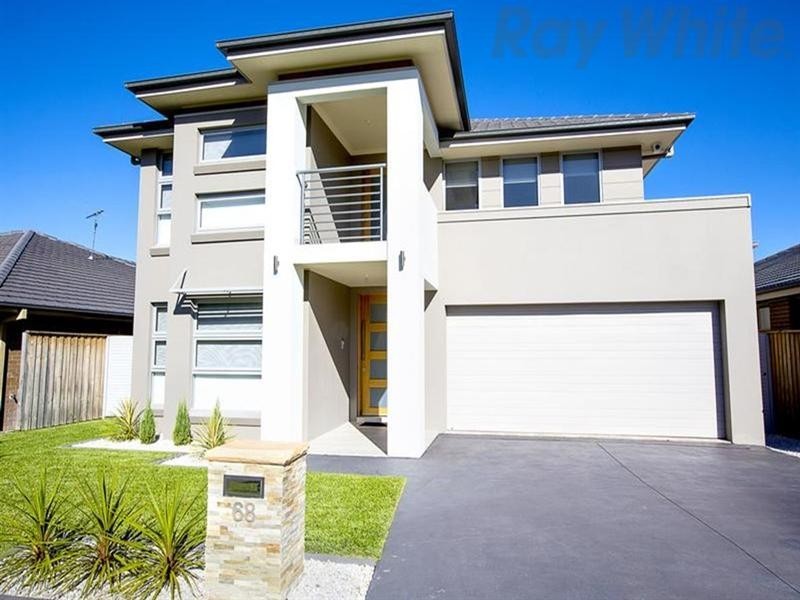 68 Moondarra Drive, West Hoxton NSW 2171