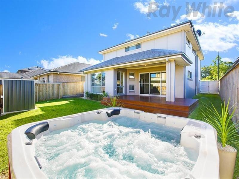 68 Moondarra Drive, West Hoxton NSW 2171