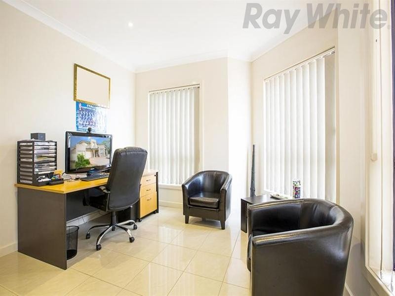 West Hoxton NSW 2171