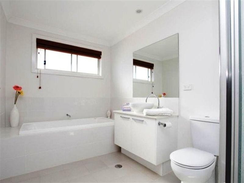 Middleton Grange NSW 2171