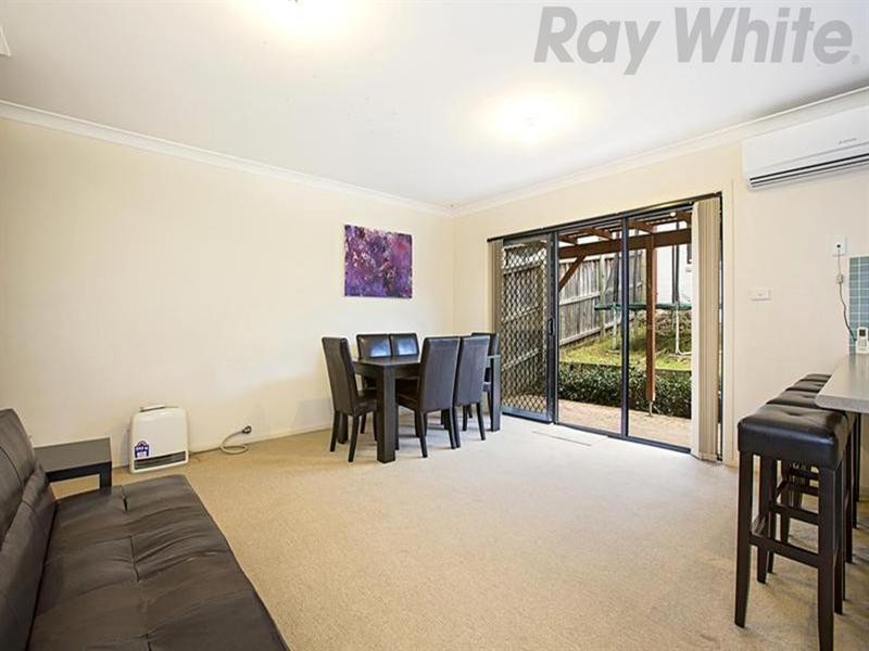 16 Wingate Avenue, West Hoxton NSW 2171