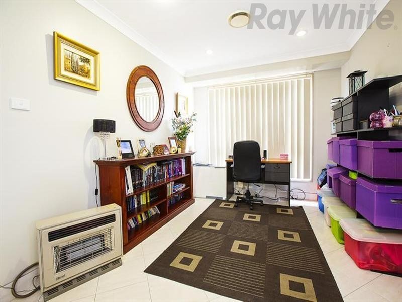 12 Palana Close, West Hoxton NSW 2171