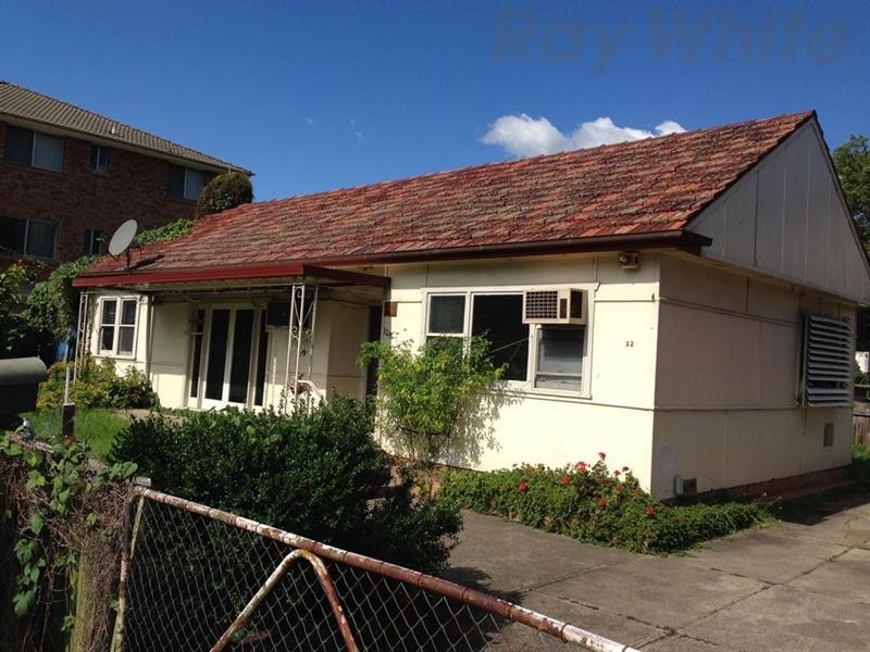 128 Moore Street, Liverpool NSW 2170