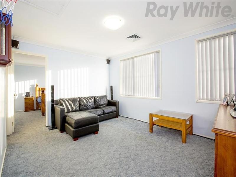 16 Peppercorn Place, Horningsea Park NSW 2171